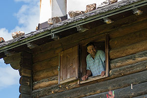 Almhütte auf der Seiser Alm in den Dolomiten